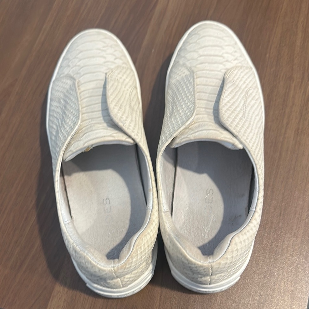 J Slides White Slip-On Sneakers with Textured Design